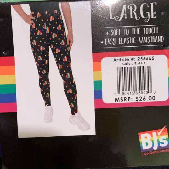 NWT Feeling Proud Pride Rainbow Hearts black leggings - Picture 3 of 4